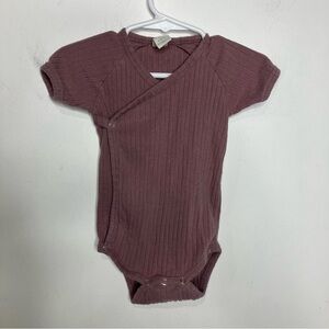 Kate Quinn Smokey purple ribbed kimono‎ bodysuit size 6-12 months organic cotton